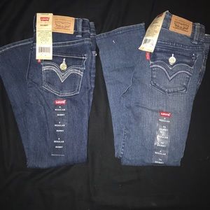 Levi’s 711 skinny jeans 2 pair